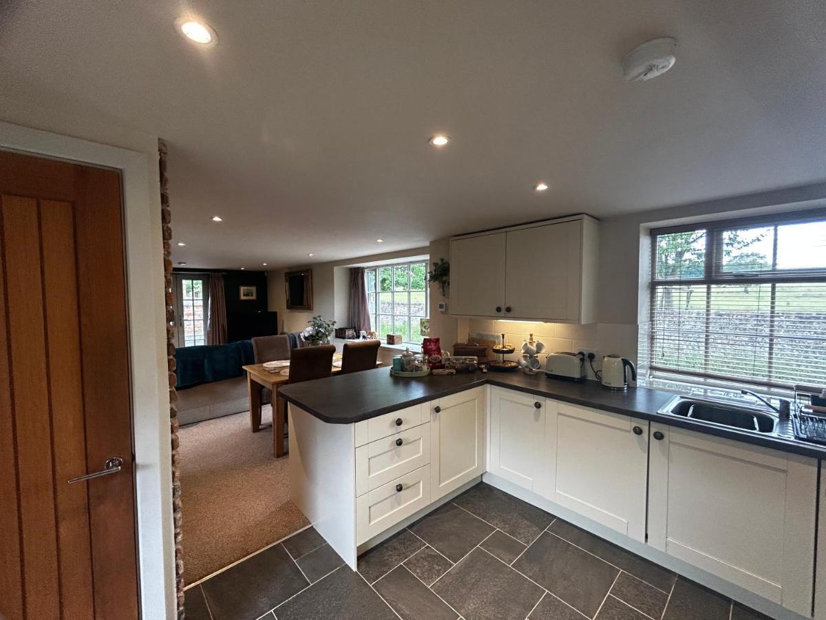 Tanyard - Whixley, York, North Yorkshire *
