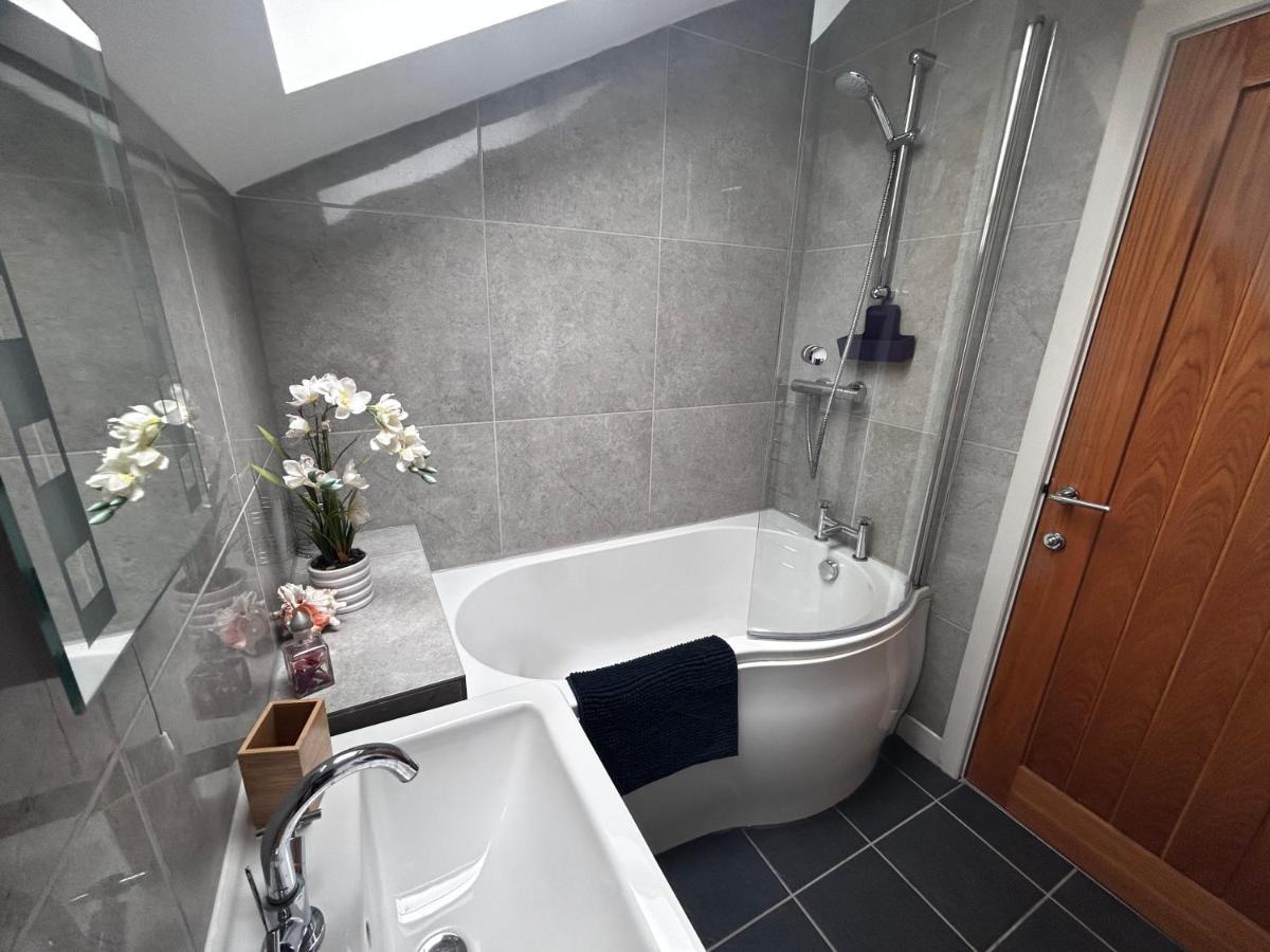 Tanyard - Whixley, York, North Yorkshire Йорк